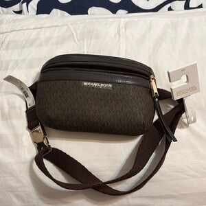Small Michael Kors belt bag